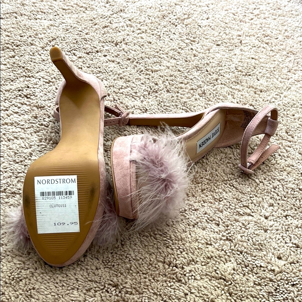 Steve Madden Lavender Feathered Peeptoe Heels - Picture 5 of 10